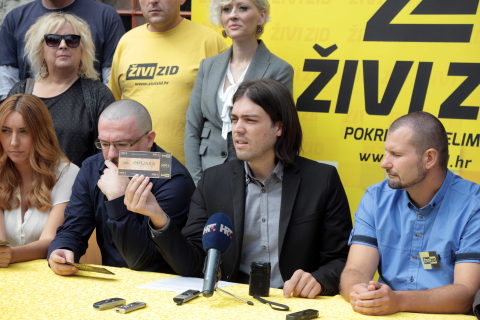Foto: Runtić i vodstvo stranke u trenucima "idile"