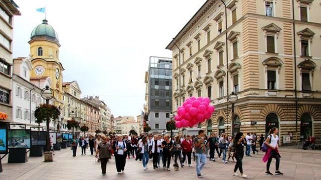 Šetnja podrške Korzom (foto: Grad Rijeka)