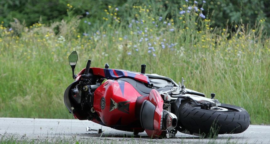 motocikl-ilustracija-pixsell