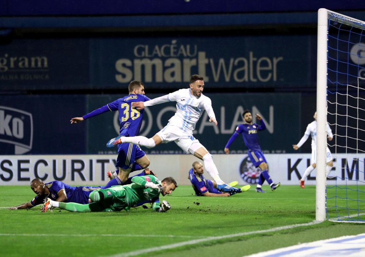 Derbi Utakmica Između Hnk Rijeka Gnk Dinamo Zagreb 