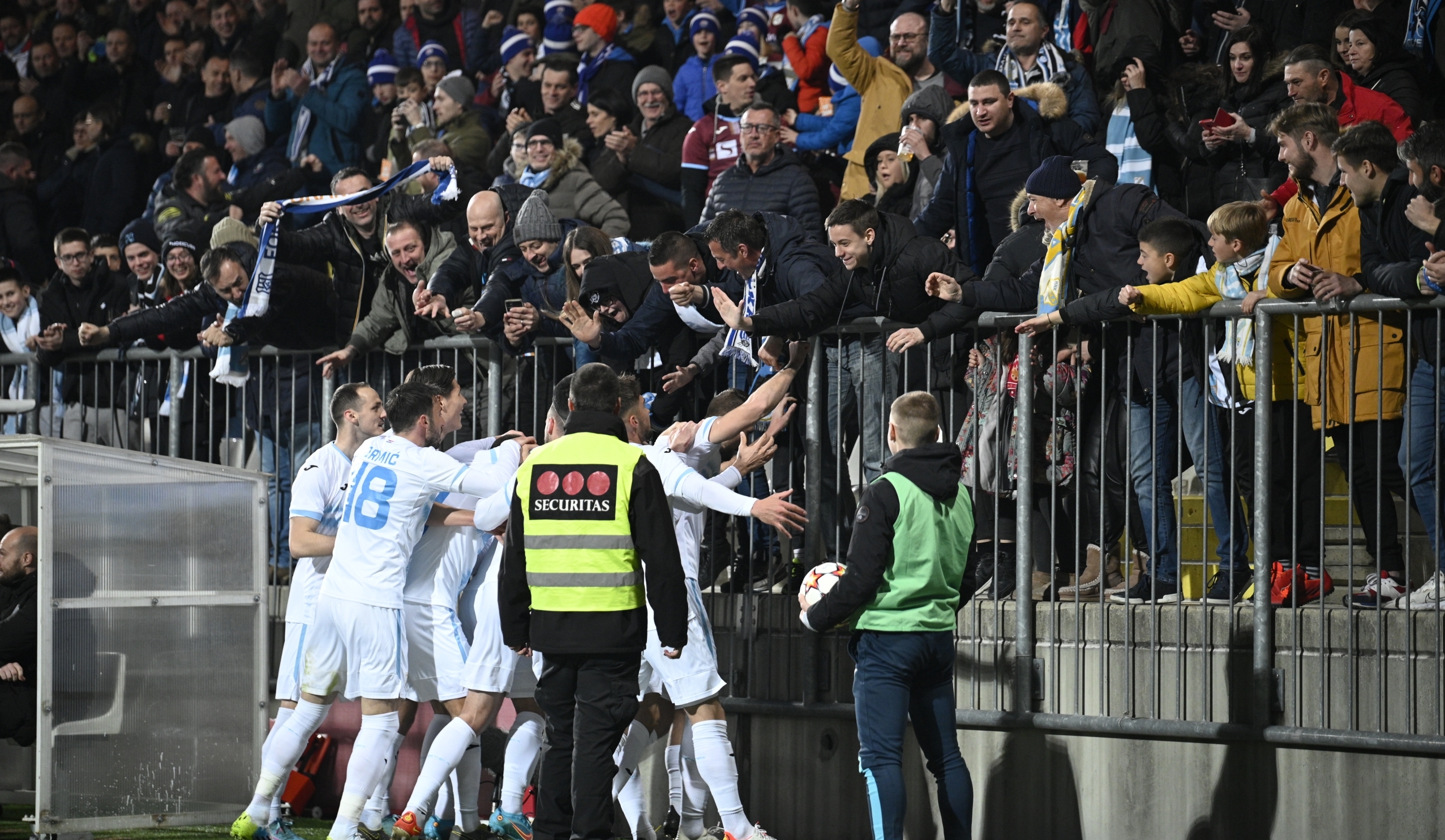 Polufinale Kupa: Rijeka i Osijek igrat će tjedan dana kasnije