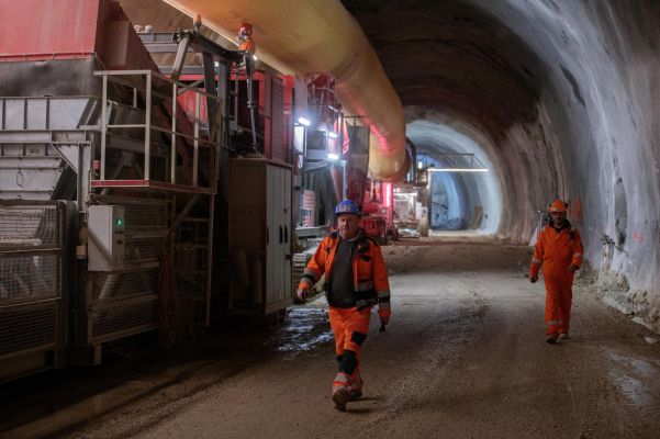 Oleg Butković sa suradnicima obišao gradilište druge cijevi tunela Učka
