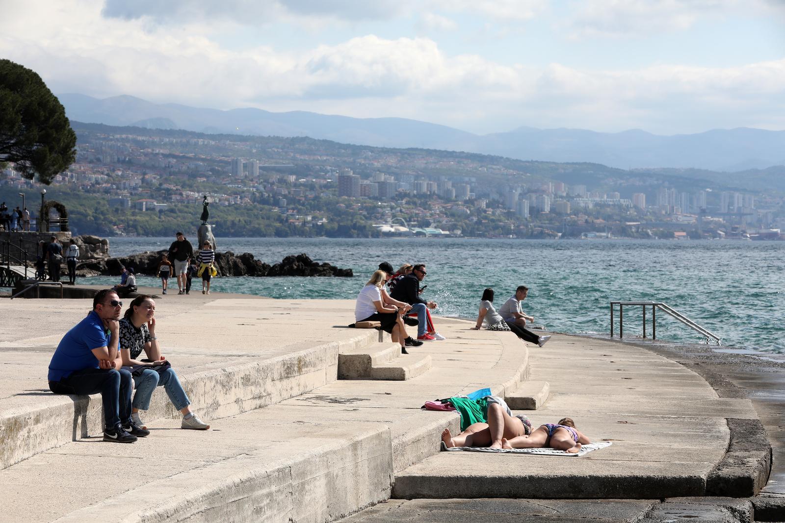 Opatija: Stigli brojni turisti za uskrsne blagdane Opatija: Stigli brojni turisti za uskrsne blagdane