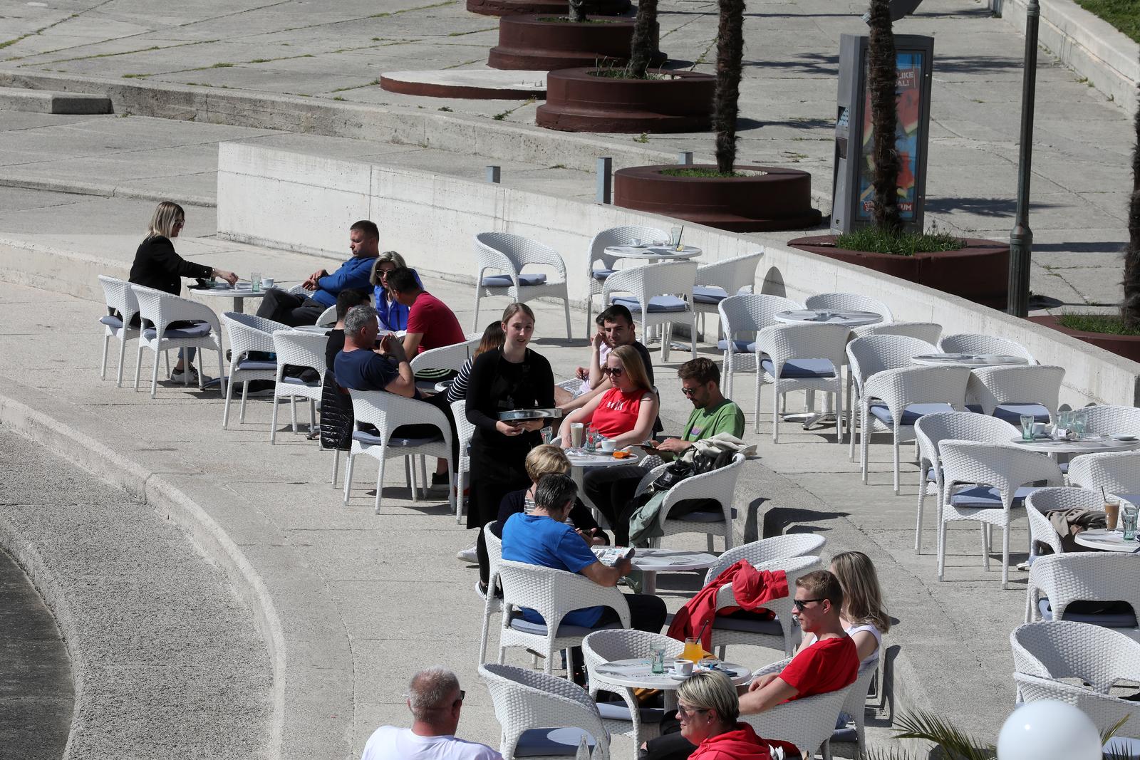 Opatija: Stigli brojni turisti za uskrsne blagdane Opatija: Stigli brojni turisti za uskrsne blagdane