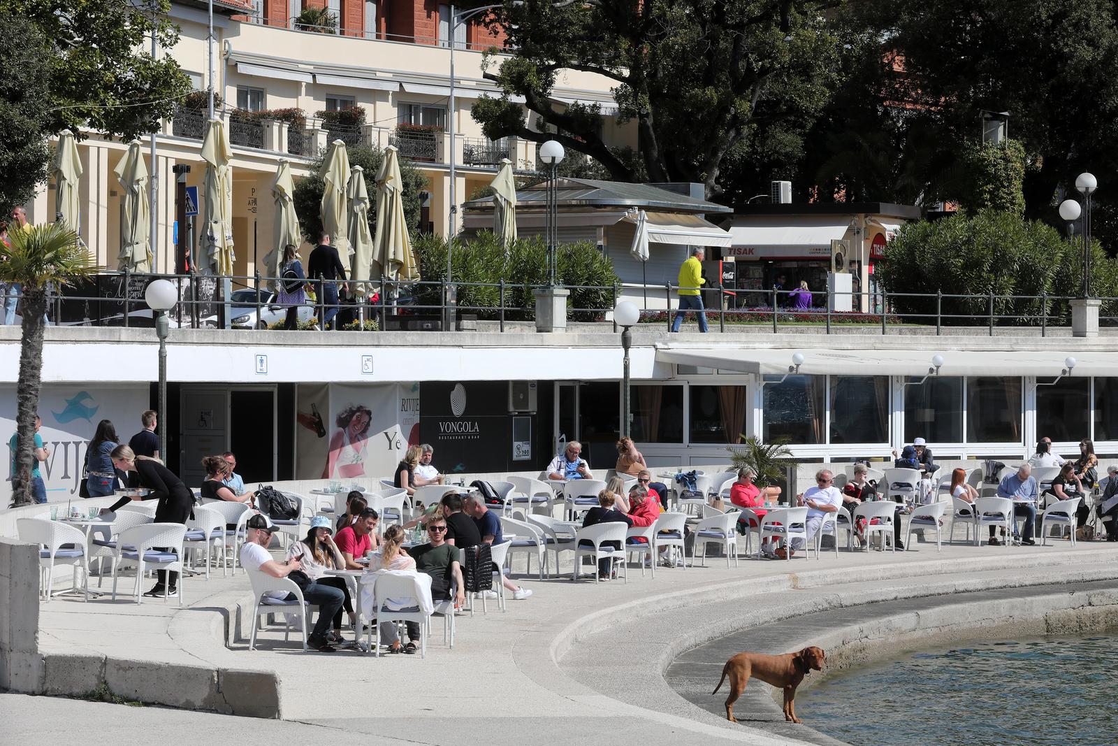 Opatija: Stigli brojni turisti za uskrsne blagdane Opatija: Stigli brojni turisti za uskrsne blagdane