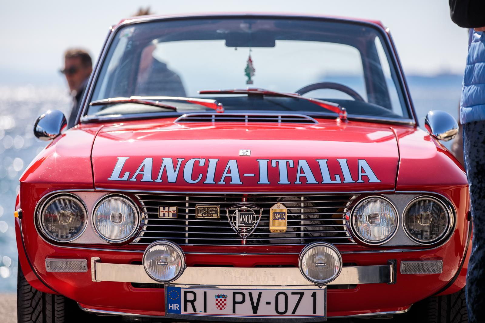 Opatija: Izložba Oldtimer automobila na Slatini Opatija: Izložba Oldtimer automobila na Slatini