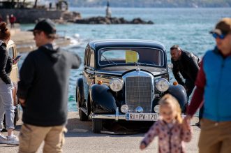 Opatija: Izložba Oldtimer automobila na Slatini