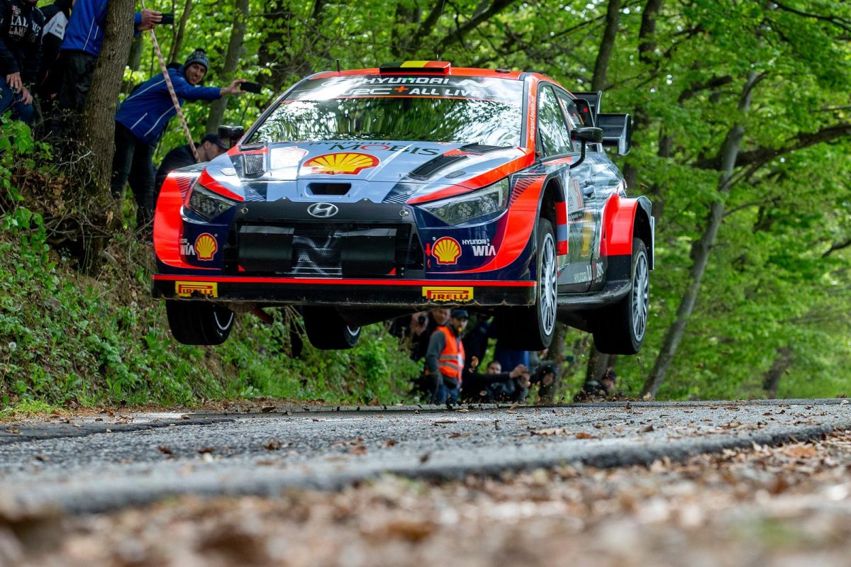 Krenula spektakularna utrka WRC Croatia Rally