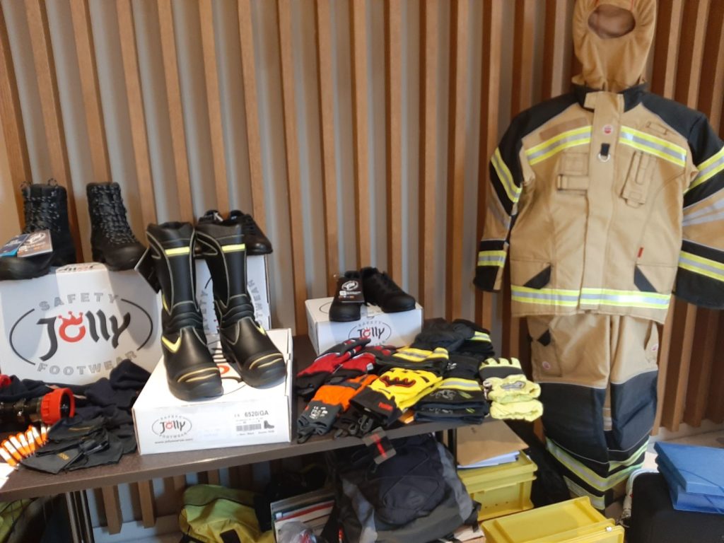 VATROGASCI PGZ OPREMA (2)