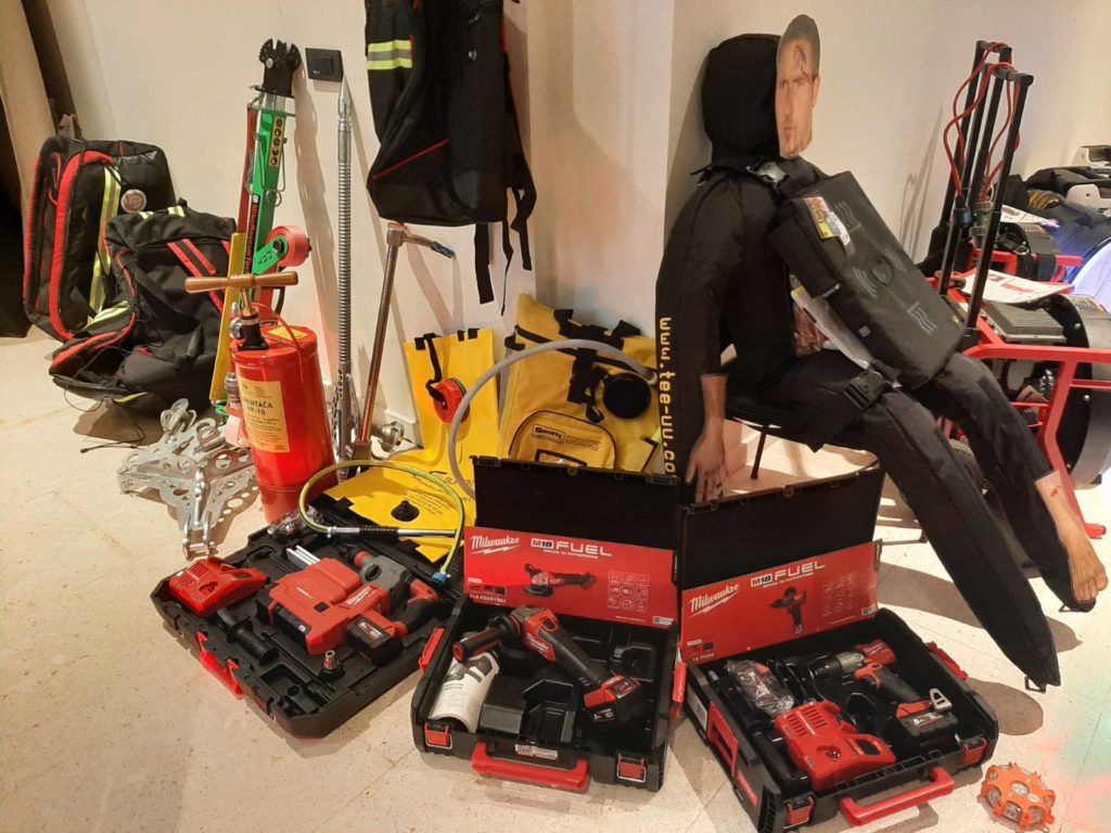 VATROGASCI PGZ OPREMA (5)