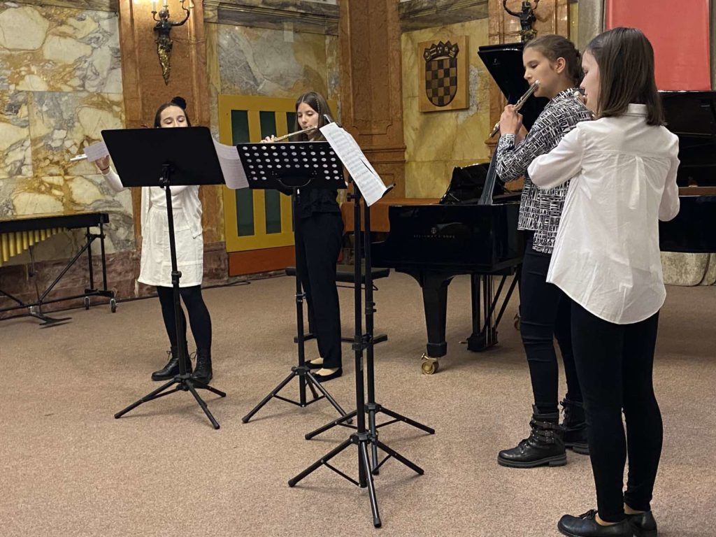 monografija glazbena skola ivan matetic ronjgov (11) monografija glazbena skola ivan matetic ronjgov (11)