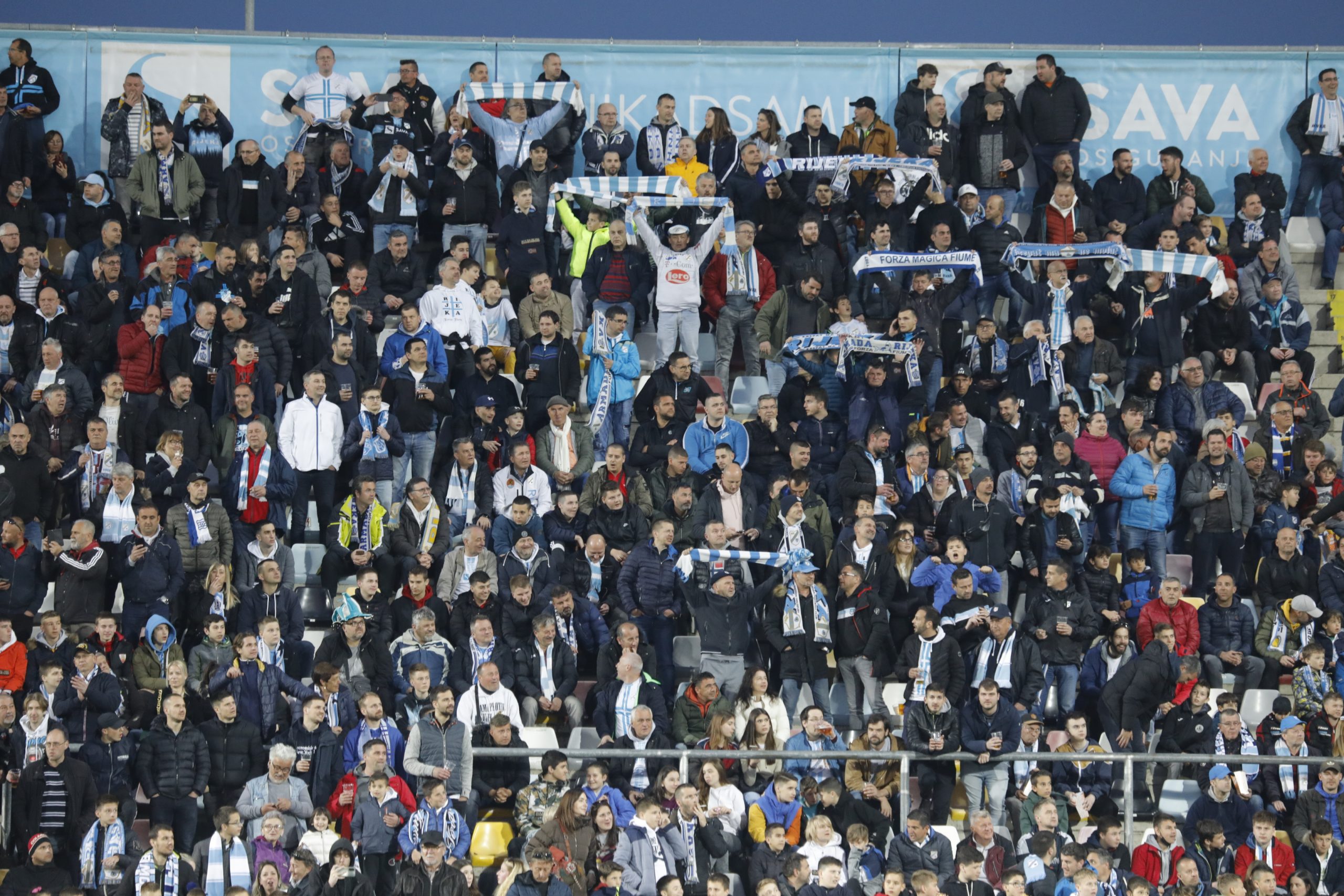 rijeka dinamo navijači 100422 177 rijeka dinamo navijači 100422 177