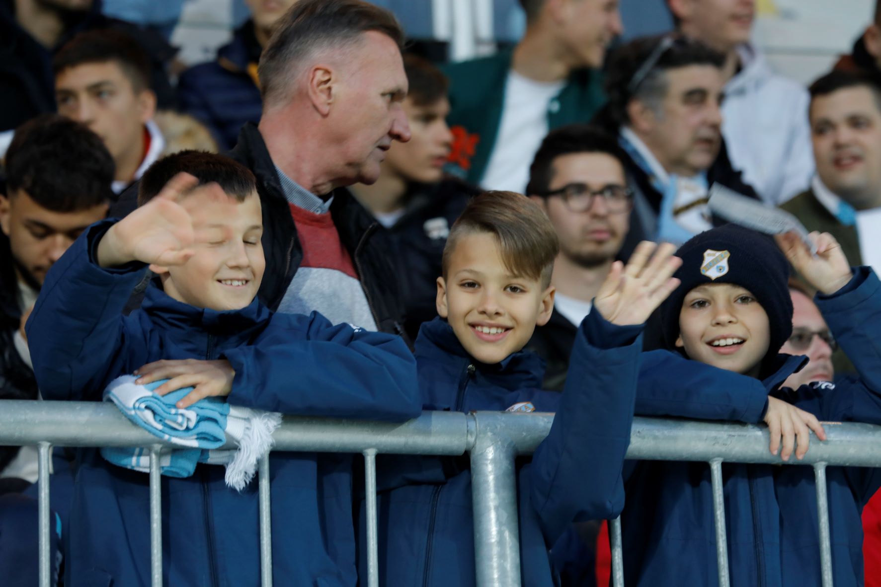 rijeka dinamo navijači 100422 1e rijeka dinamo navijači 100422 1e