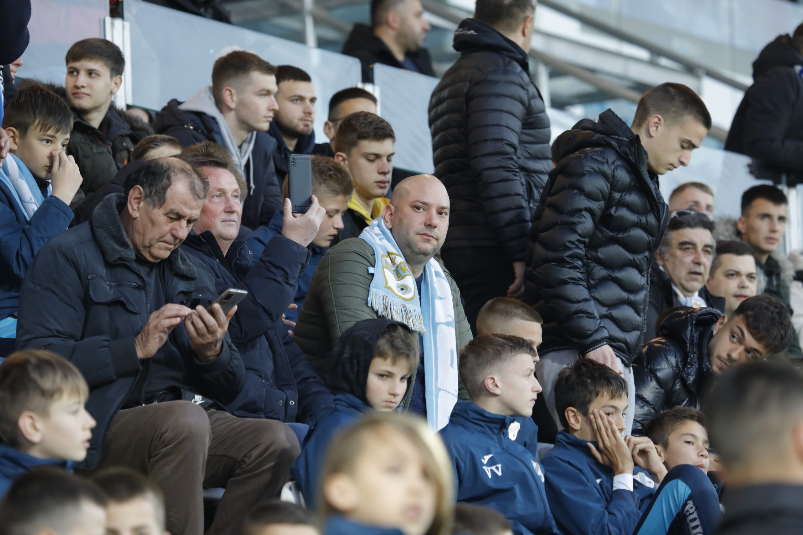rijeka dinamo navijači 100422 1i rijeka dinamo navijači 100422 1i