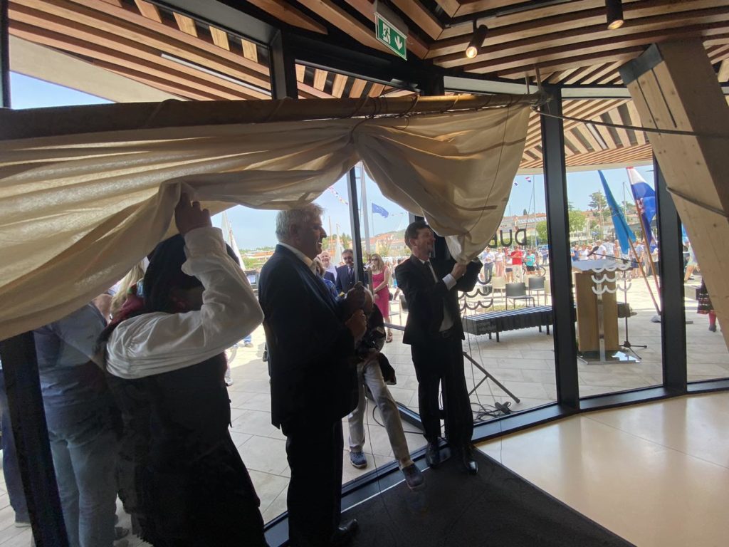 MALINSKa pgz interpretacijski centar (13) MALINSKa pgz interpretacijski centar (13)