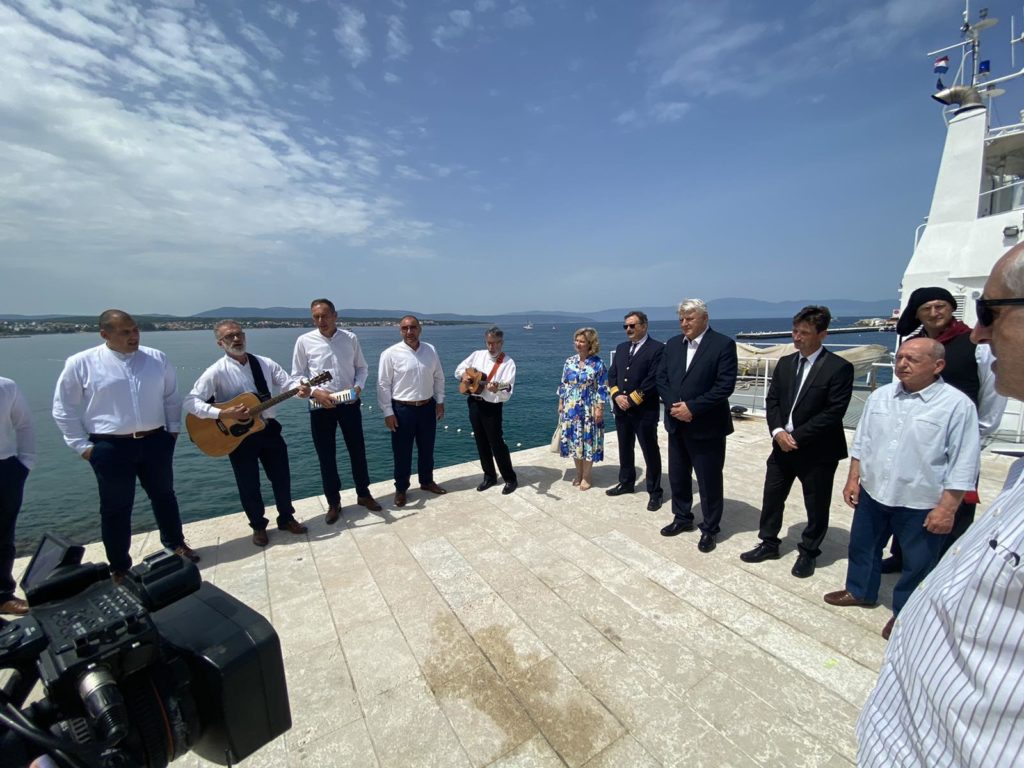 MALINSKa pgz interpretacijski centar (2) MALINSKa pgz interpretacijski centar (2)