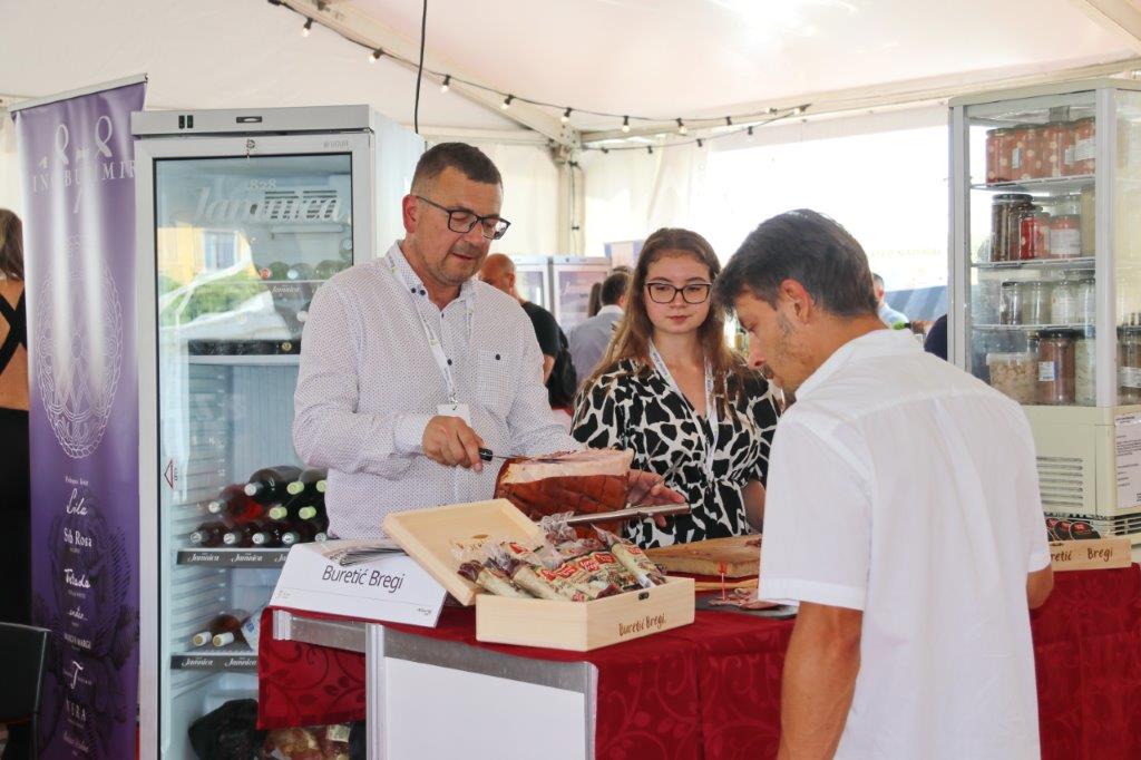 Međunarodni-eno-gastro-festival-WineRi-2 Međunarodni-eno-gastro-festival-WineRi-2