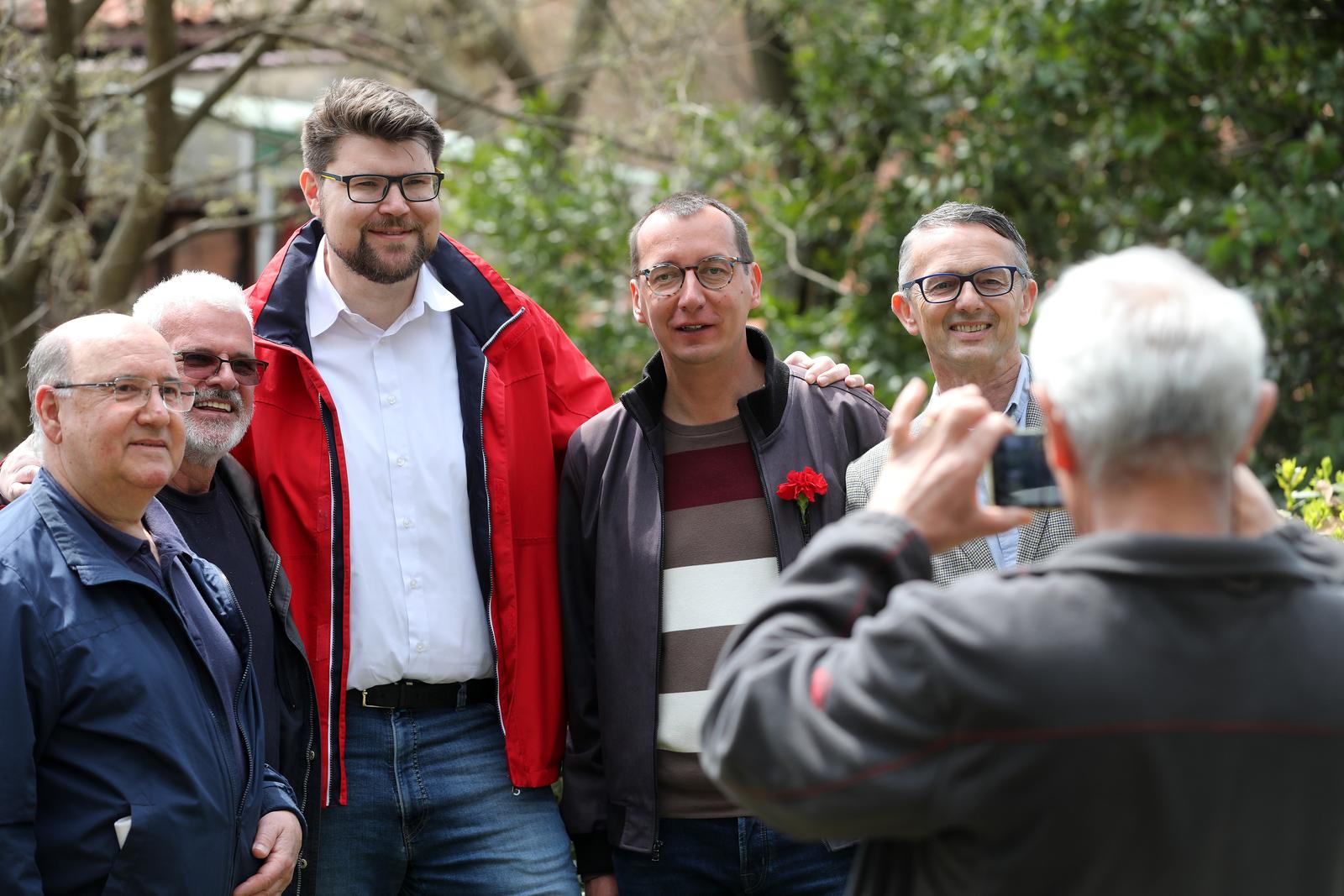 Tradicionalna proslava Praznika rada u organizaciji županijskog SDP-a ove godine održana je u Trsatu Tradicionalna proslava Praznika rada u organizaciji županijskog SDP-a ove godine održana je u Trsatu