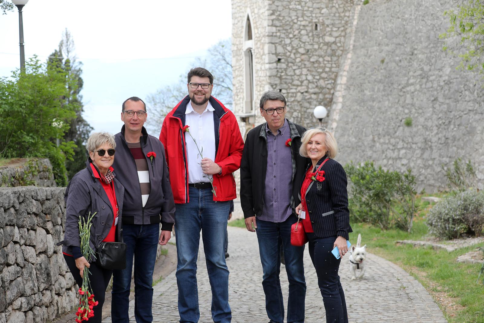 Tradicionalna proslava Praznika rada u organizaciji županijskog SDP-a ove godine održana je u Trsatu Tradicionalna proslava Praznika rada u organizaciji županijskog SDP-a ove godine održana je u Trsatu