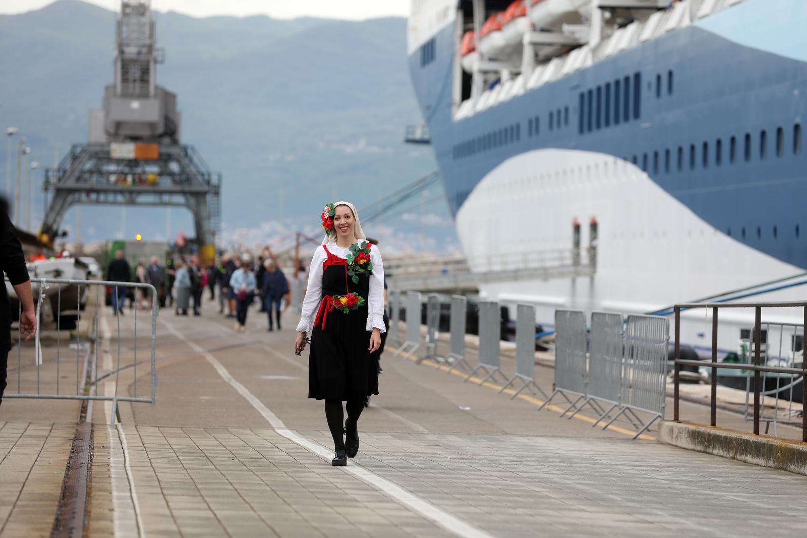 Rijeka: Prvi ovogodišnji kruzer Marella Explorer 2 uplovio u luku