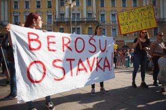 Rijeka: Prosvjed Dosta! Uništavanja javnog zdravstva i ugrožavanja zdravlja žena!