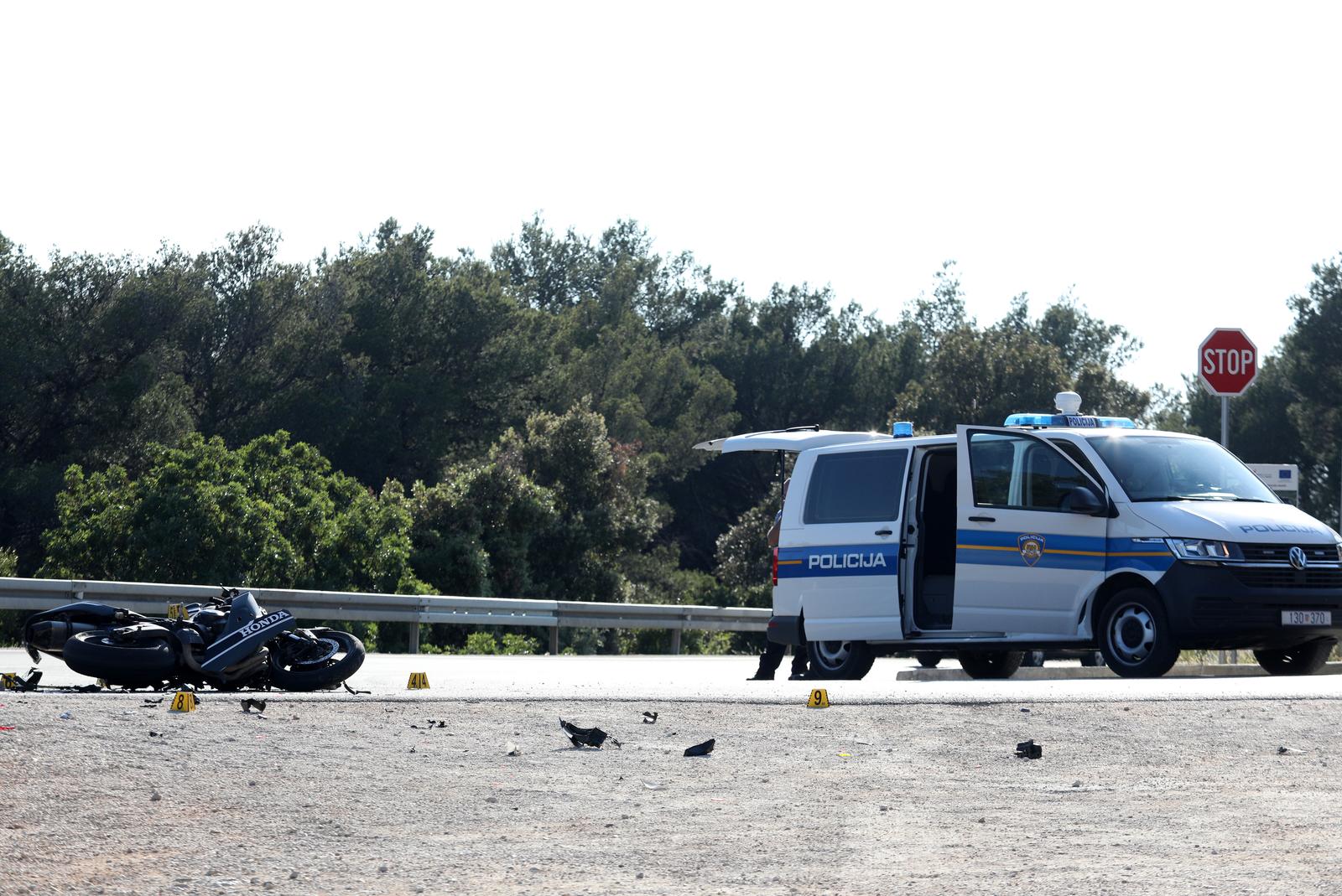 U prometnoj nereći kod Brodarice teško stradao motociklist U prometnoj nereći kod Brodarice teško stradao motociklist