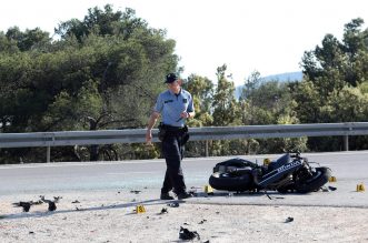 U prometnoj nereći kod Brodarice teško stradao motociklist