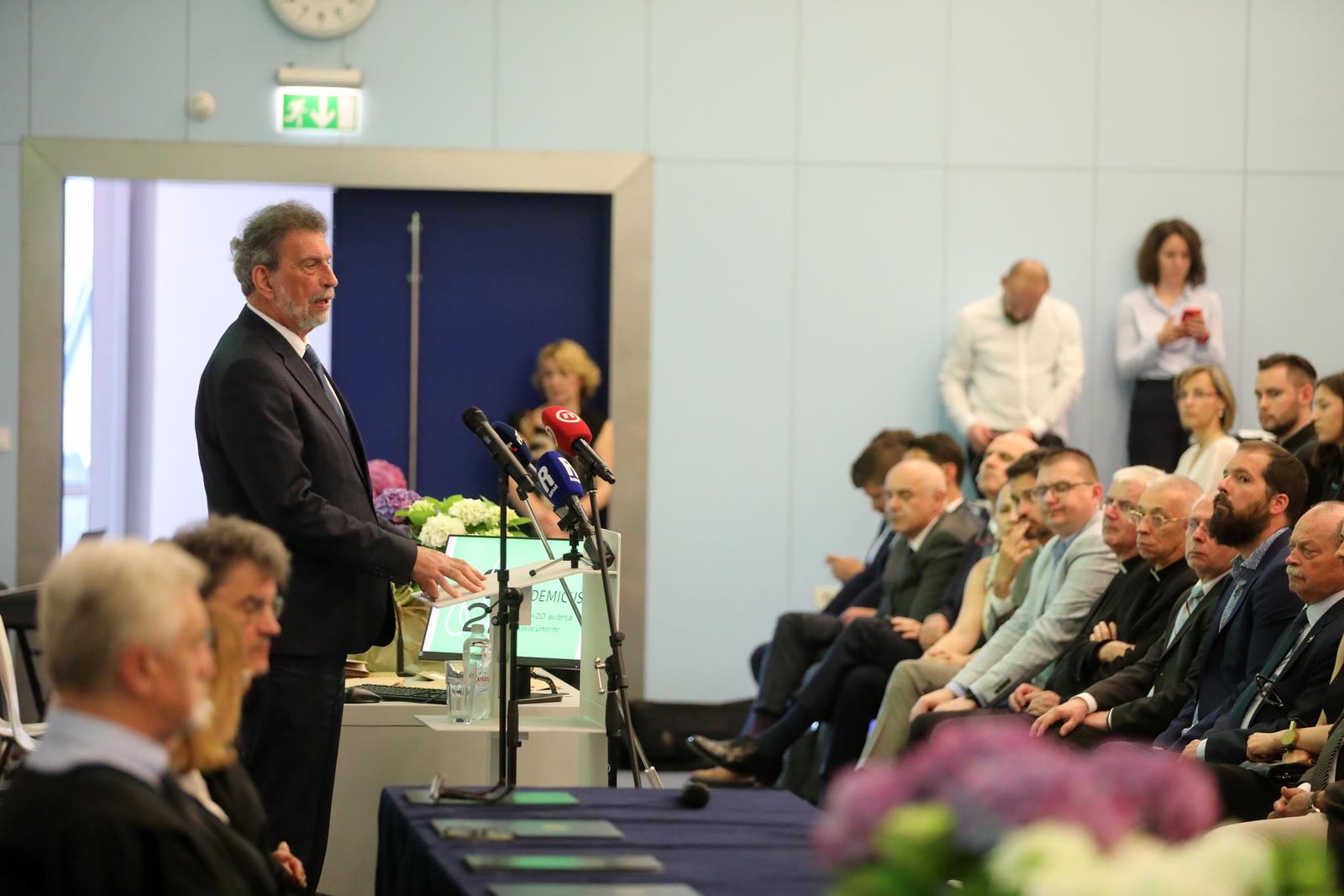 Sveučilište u Rijeci obilježilo je svoj dan svečanom sjednicom senata 49. Dies Academicus