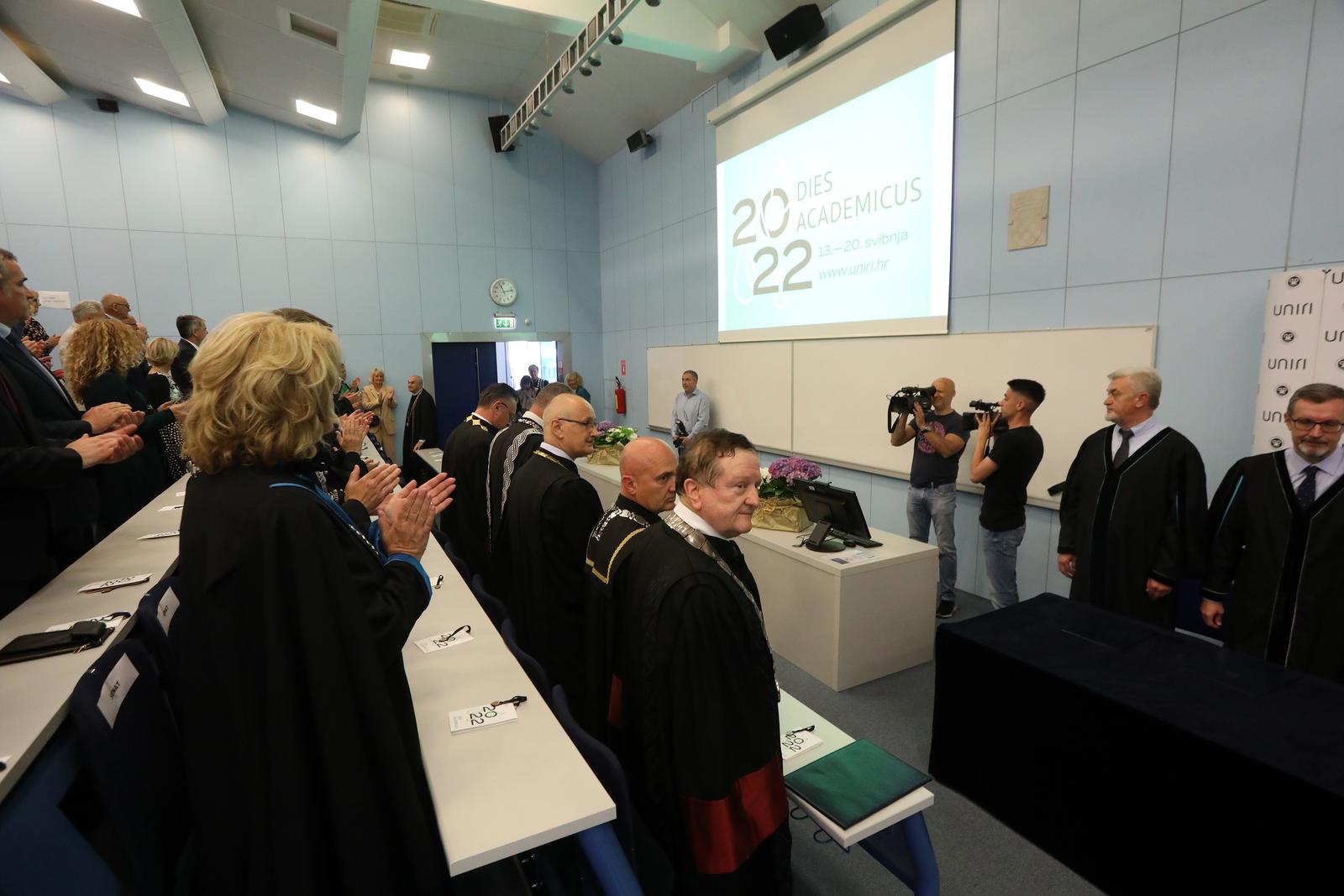 Sveučilište u Rijeci obilježilo je svoj dan svečanom sjednicom senata 49. Dies Academicus