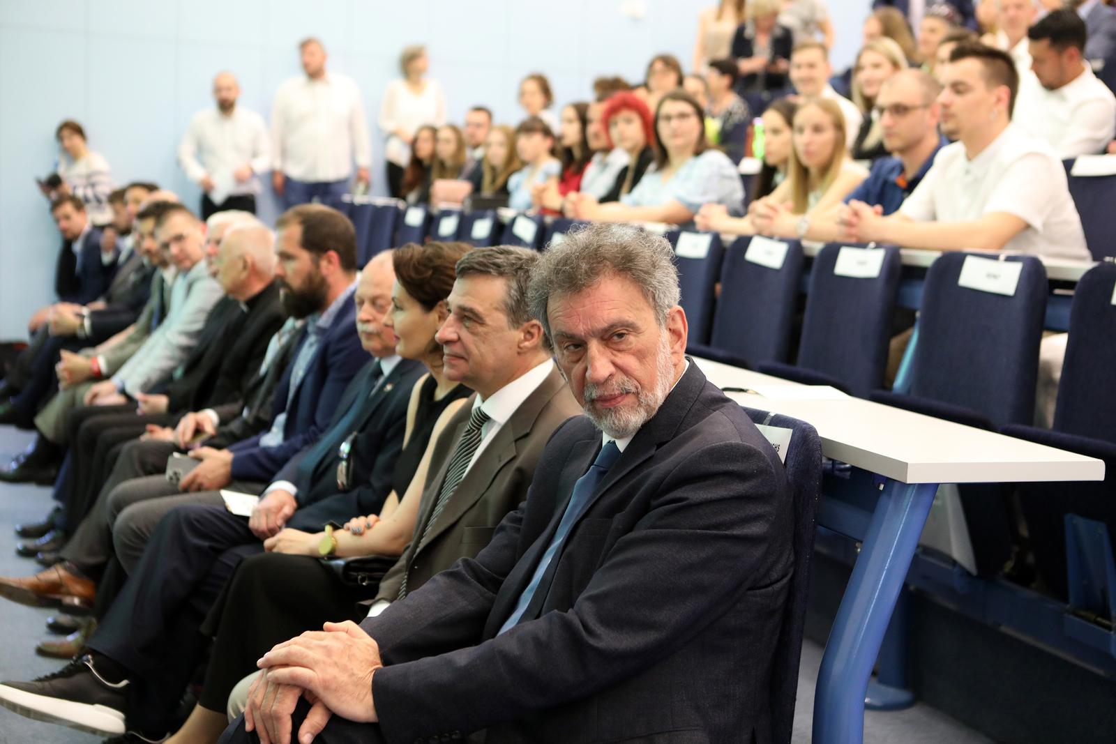 Sveučilište u Rijeci obilježilo je svoj dan svečanom sjednicom senata 49. Dies Academicus