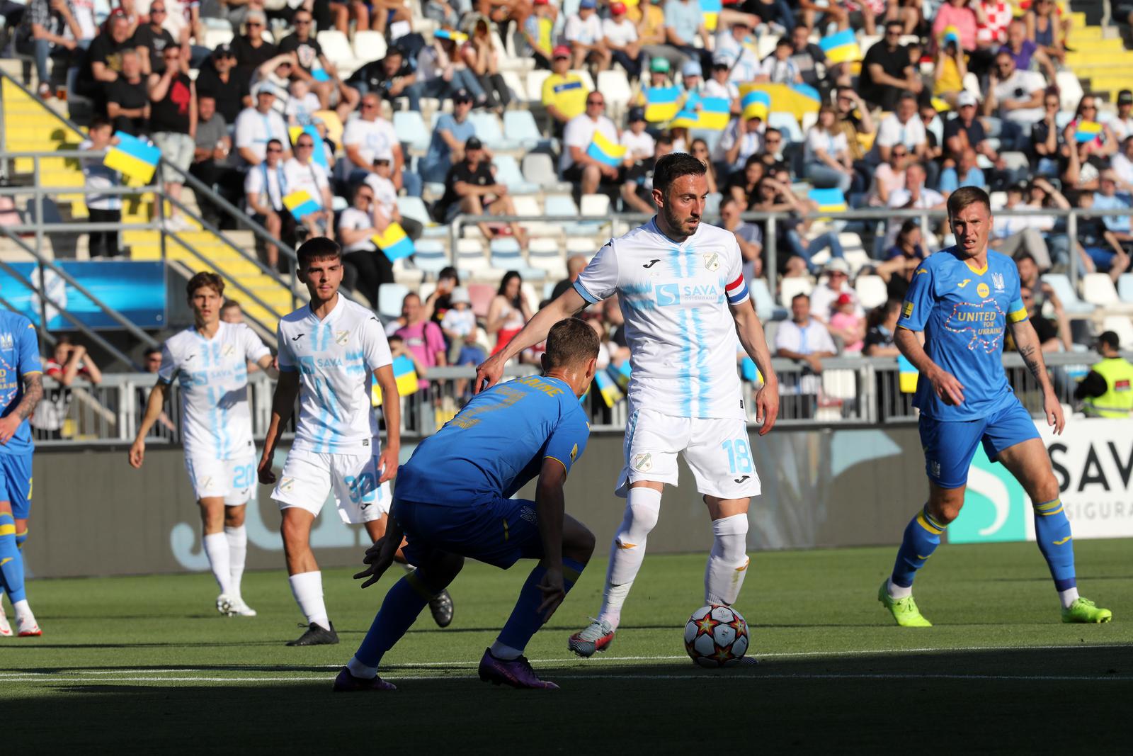 Humanitarna utakmica između Rijeke i reprezentacije Ukrajine Humanitarna utakmica između Rijeke i reprezentacije Ukrajine