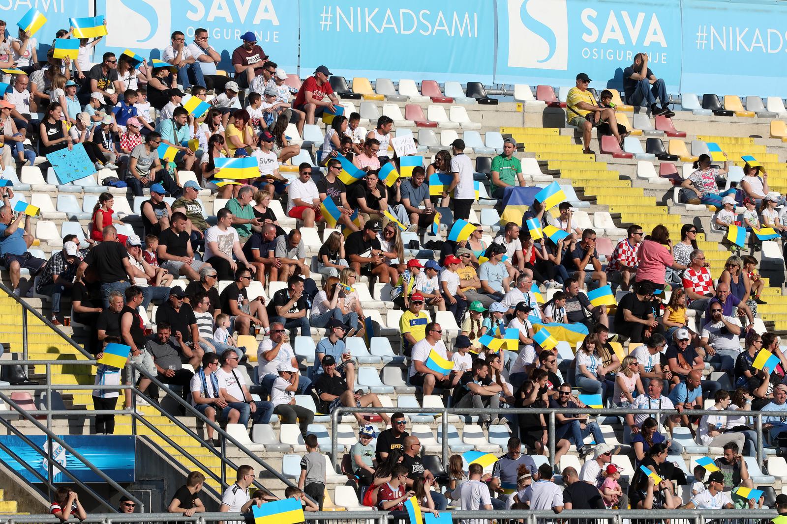 Humanitarna utakmica između Rijeke i reprezentacije Ukrajine Humanitarna utakmica između Rijeke i reprezentacije Ukrajine