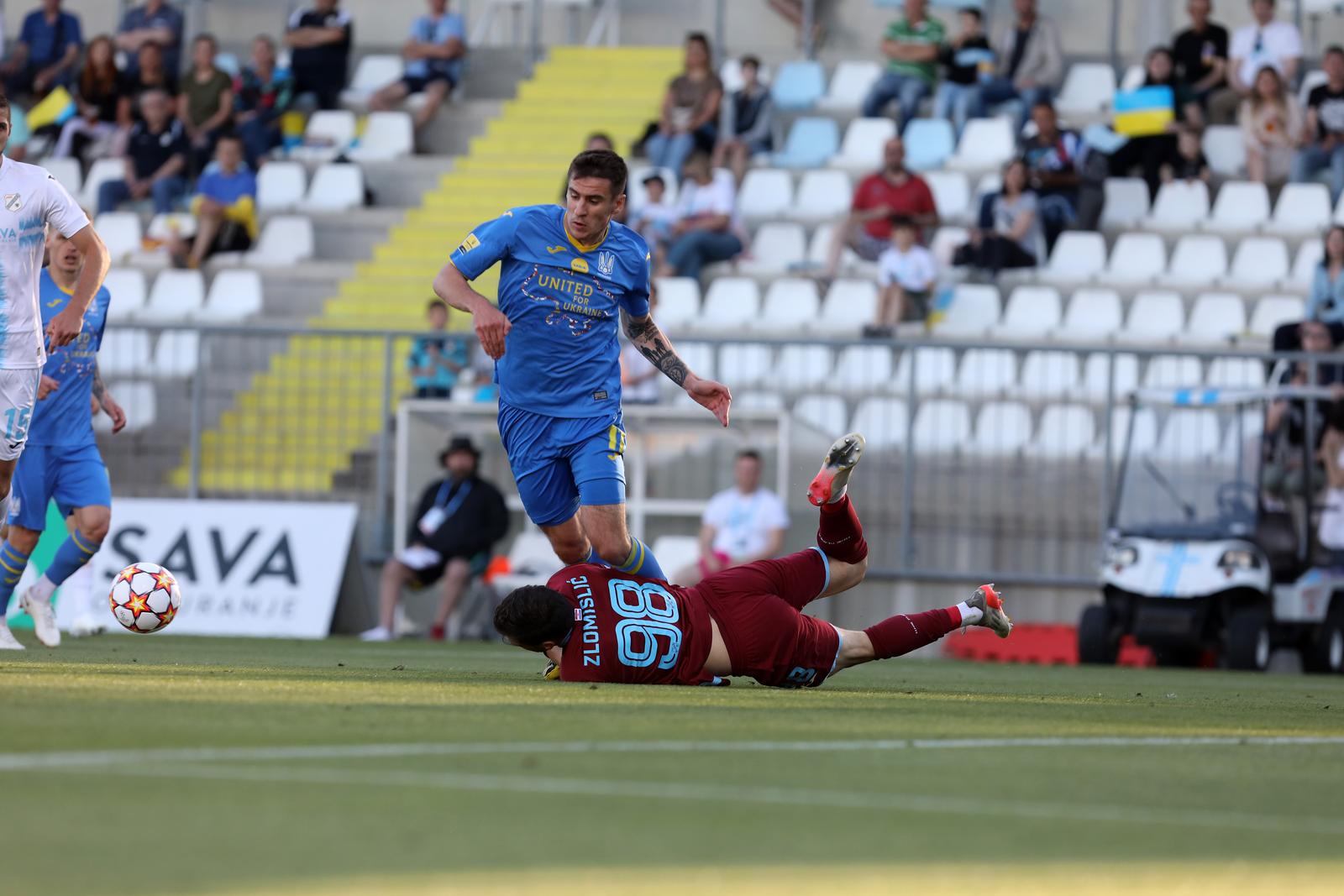 Humanitarna utakmica između Rijeke i reprezentacije Ukrajine Humanitarna utakmica između Rijeke i reprezentacije Ukrajine