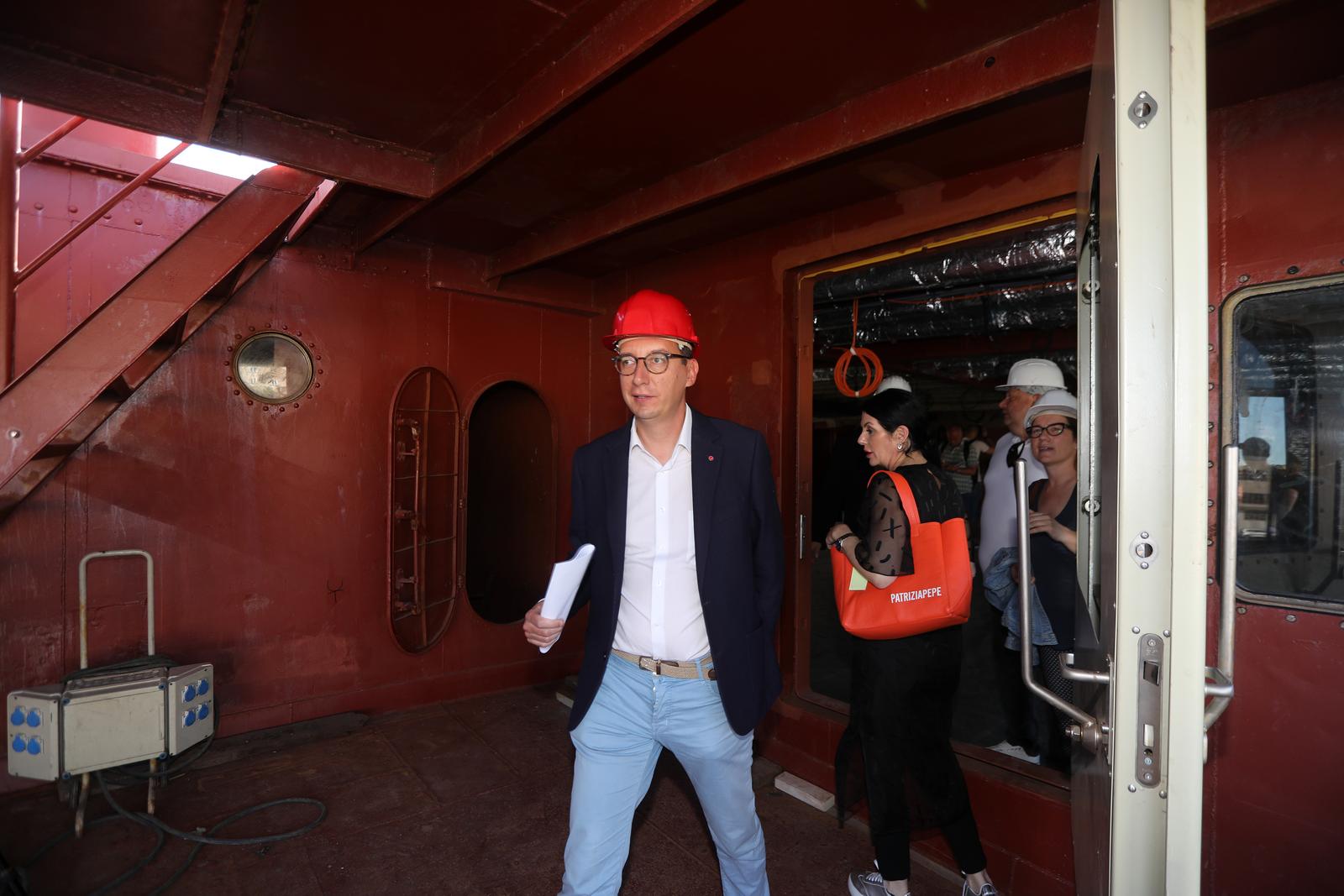 Obilazak broda Galeb u brodogradilištu Kraljevica