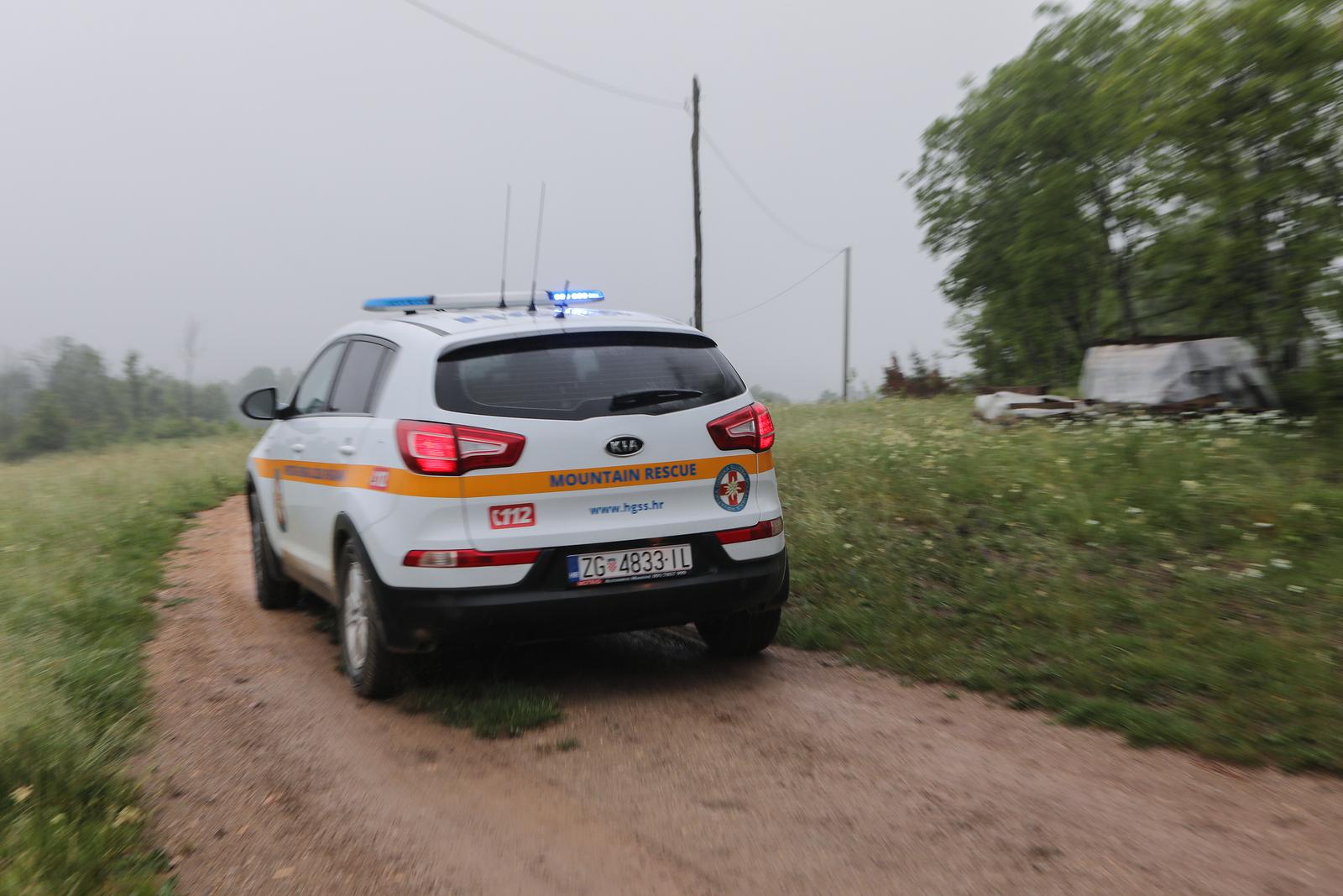 Potraga za nestalim zrakoplovom Cessna na području Rakovice Potraga za nestalim zrakoplovom Cessna na području Rakovice