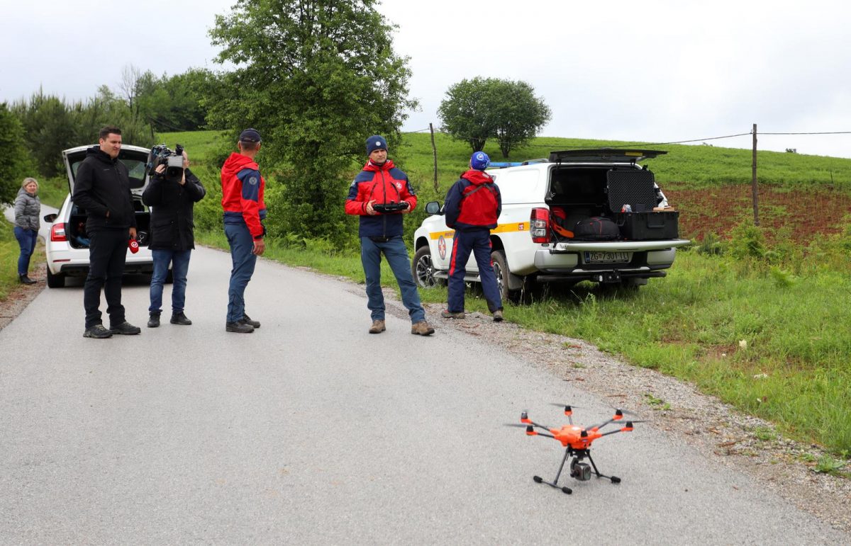 Rakovica: HGSS dronom pronašao nestalu cessnu