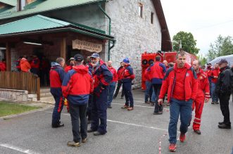 Rakovica: Ravnatej Civilne zaštite Damir Trut i glavni pročelnik HGSS-a Josip Granić dali izjave nakon pronalaska Cessne