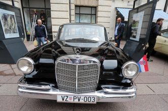 26. međunarodni susret Oldtimer Auto Rally Rijeka 2022. startao je ne Korzu