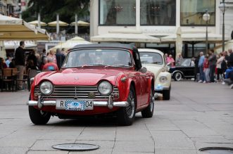 26. međunarodni susret Oldtimer Auto Rally Rijeka 2022. startao je ne Korzu