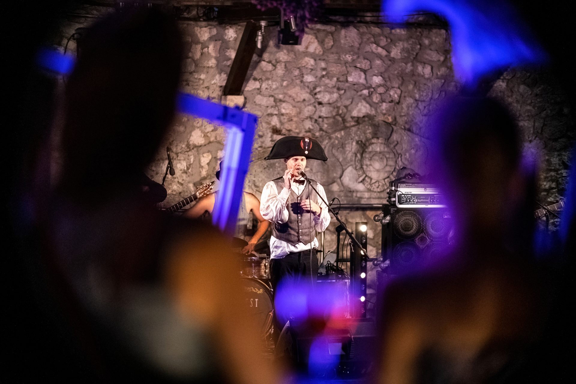 2022_06_29-21_56_18-00104_ILCE-7M3-severe-noise 2022_06_29-21_56_18-00104_ILCE-7M3-severe-noise