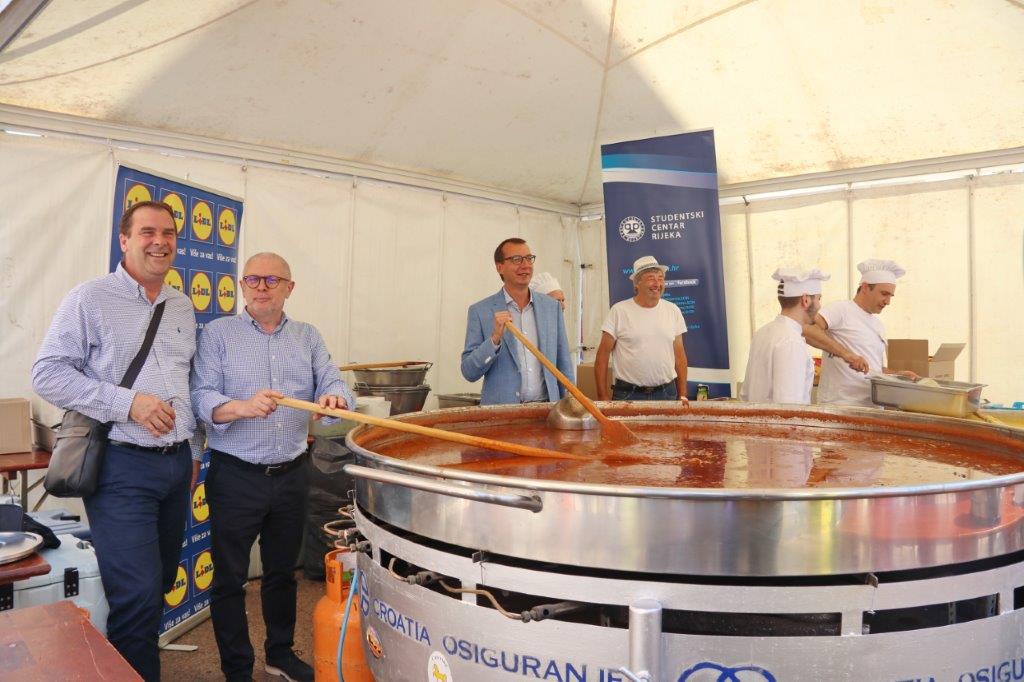 Gastrofešta-povodom-Dana-grada-Rijeke-i-dana-sv.-Vida-1 Gastrofešta-povodom-Dana-grada-Rijeke-i-dana-sv.-Vida-1