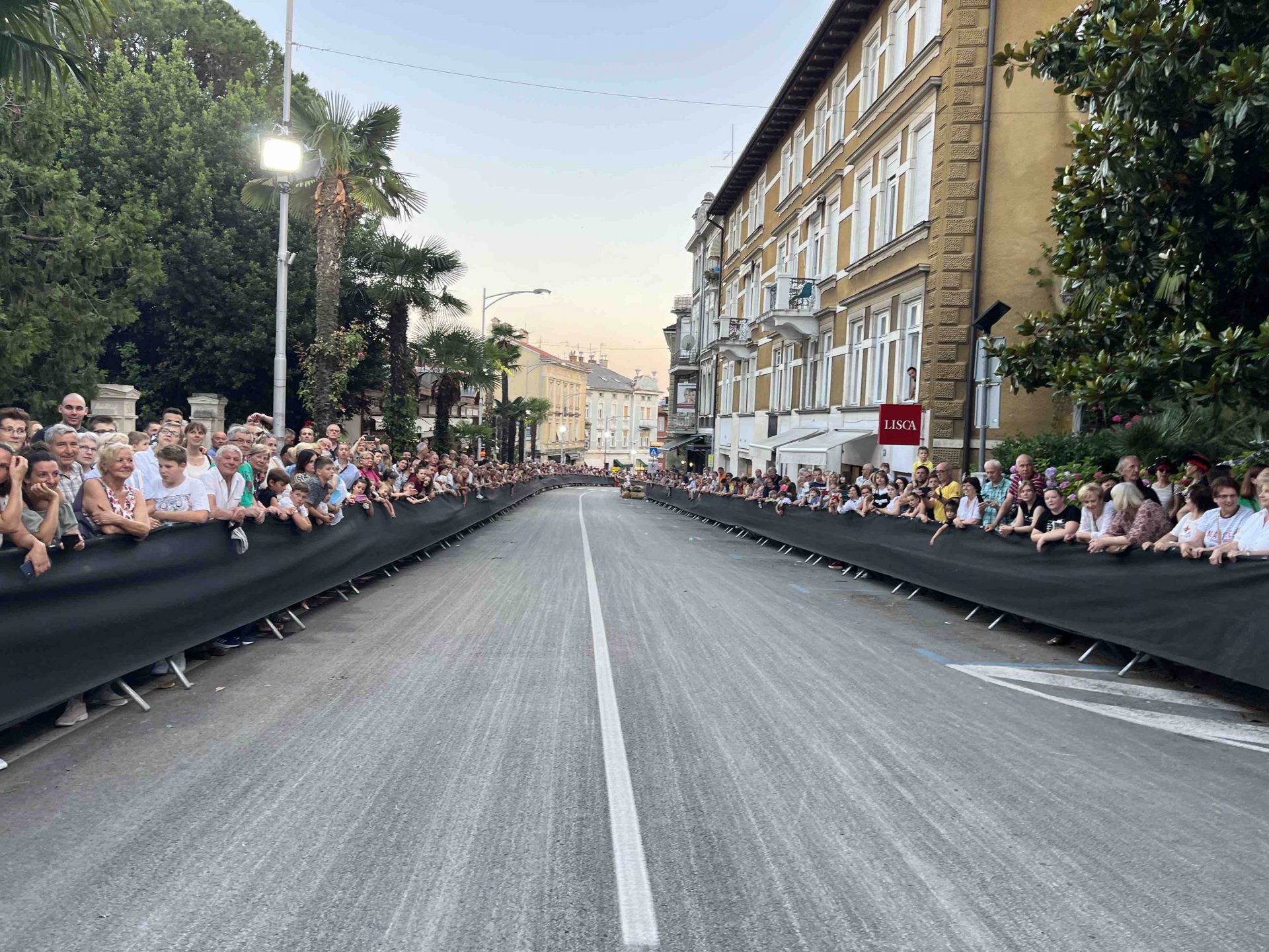 Ljetna balinjerada 13