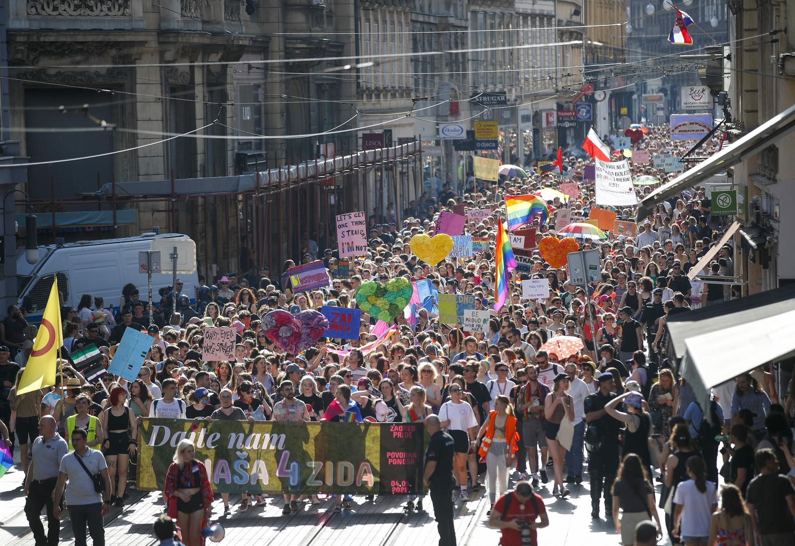 Zagreb: 21. Povorka ponosa pod sloganom “Dajte nam naša četiri zida!”