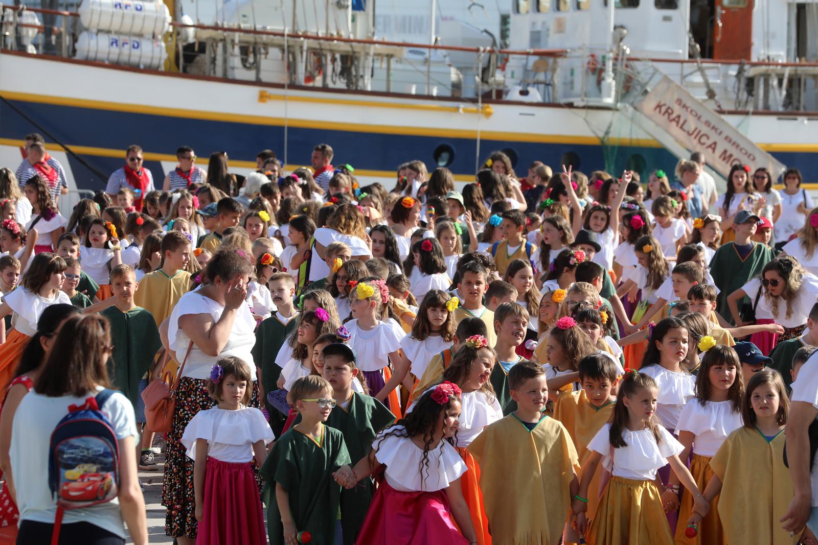 Dječja karnevalska povorka u Rijeci Dječja karnevalska povorka u Rijeci