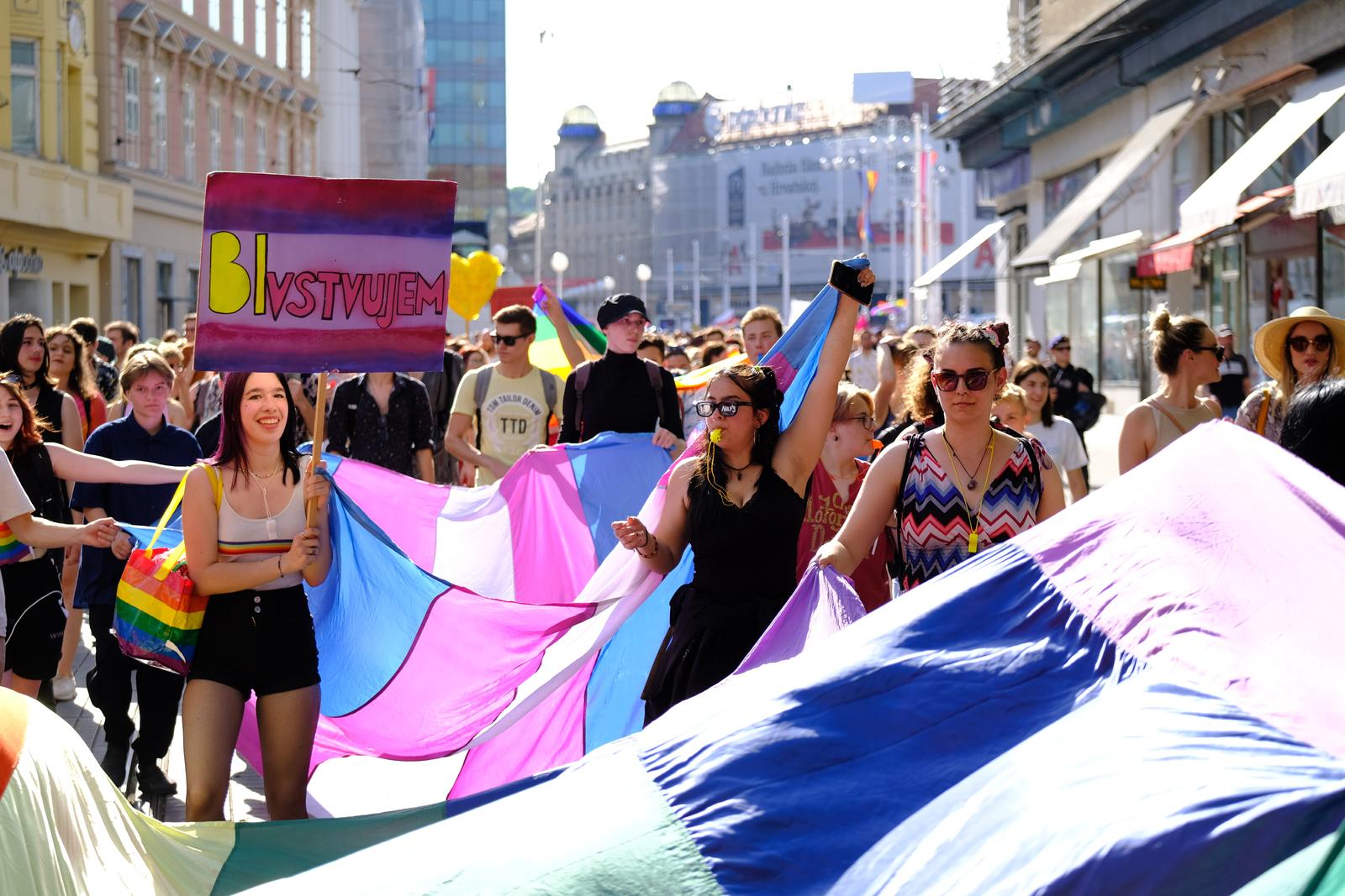 Zagreb: 21. Povorka ponosa pod sloganom “Dajte nam naša četiri zida!”