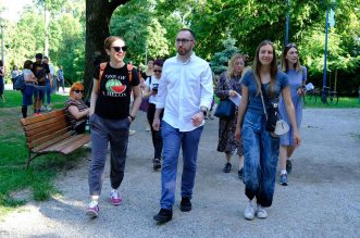 Zagreb: Poznati na 21. Povorci ponosa pod sloganom “Dajte nam naša četiri zida!”