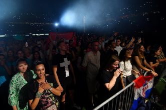 Zagreb: Duhovni koncert “Progledaj srcem” na stadionu Maksimir