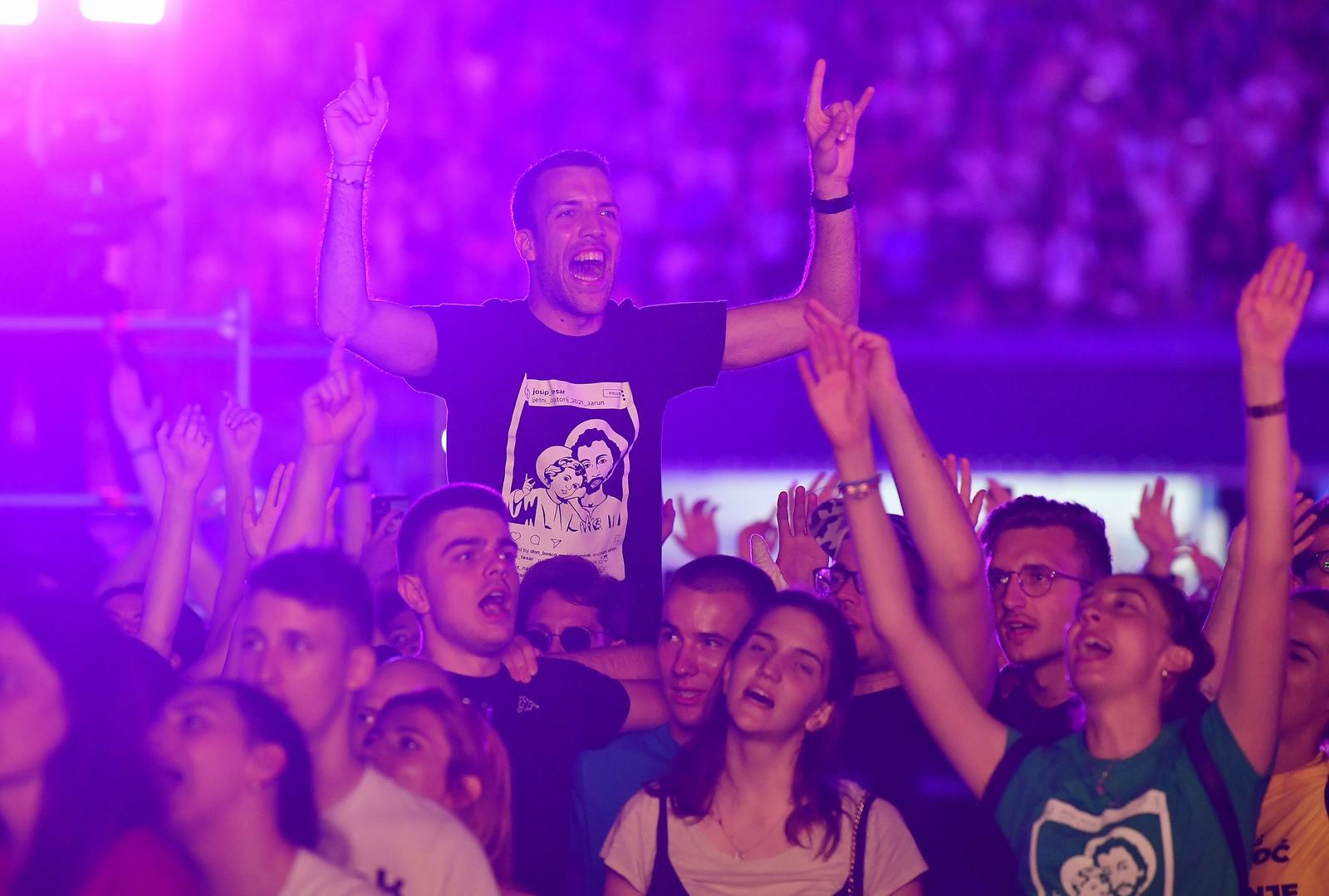 Zagreb: Duhovni koncert “Progledaj srcem” na stadionu Maksimir Zagreb: Duhovni koncert “Progledaj srcem” na stadionu Maksimir