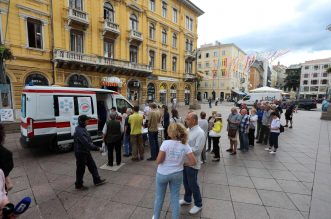 Rijeka: Povodom Svjetskog dana svjesnosti o nealkoholnoj masnoj bolesti jetre besplatno testiranje građana na Trgu 111. brigade HV