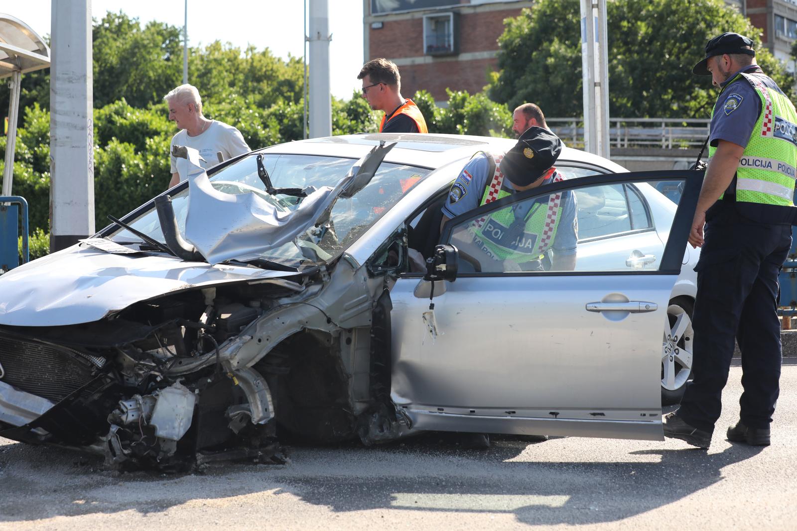 Zagreb: Autom pokupio tramvajsku stanicu i pješake, više ljudi ozlijeđeno